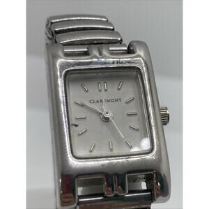 Vintage Claremont Womens Silver Tone Fashion Watch Works New Battery